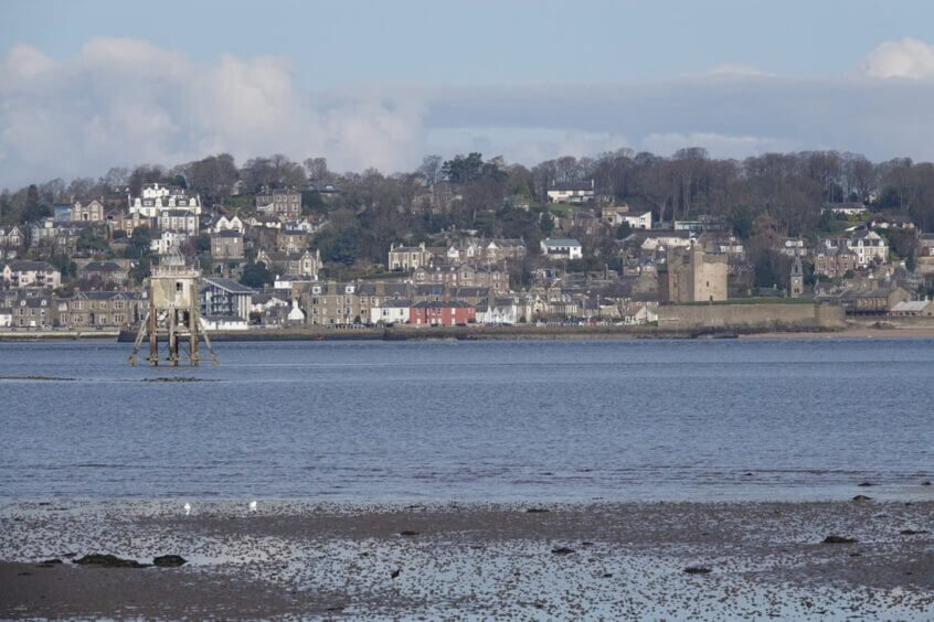 Broughty Ferry from tayport 14uugyazt 846x564 1